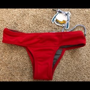 JOLYN BOTTOMS❤️🏊🏼‍♂️